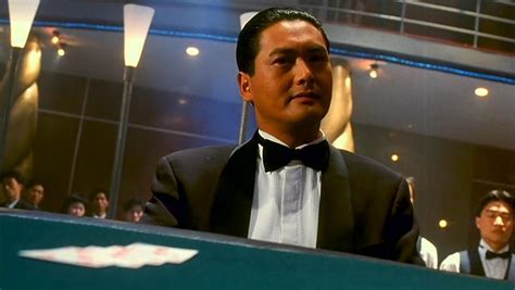 于是，王晶又趁热打铁，在周润发主演的《赌神2》里，把谢苗也拉了进去。随着这部片子票房的大卖，谢苗成为了香港影视业的“摇钱树”。