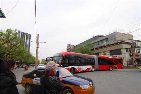 洛阳中心城区3条公交线路陆续调整_新闻中心_洛阳网