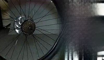 自行车齿轮,后变速器,自行车链条,车架,垂直画幅,车轮,无人,交通方式,金属,特写摄影素材,汇图网www.huitu.com