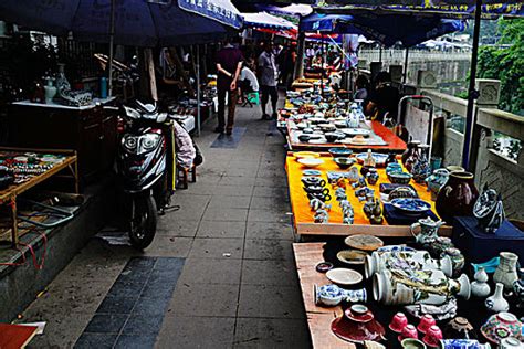 2024潘家园旧货市场购物,北京潘家园旧货市场，是全国...【去哪儿攻略】