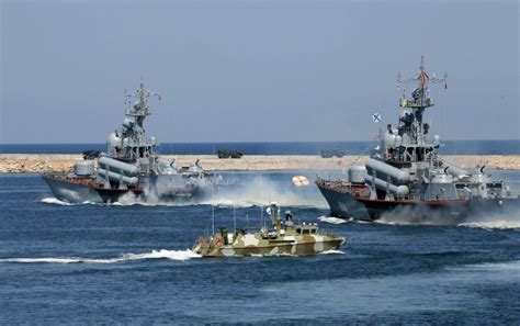 俄国防部：“莫斯科”号巡洋舰沉没|俄罗斯国防部|俄国防部|莫斯科_新浪新闻