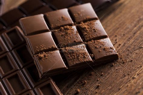 自制巧克力棒棒糖的做法_【图解】自制巧克力棒棒糖怎么做如何做好吃_自制巧克力棒棒糖家常做法大全_CICOY_豆果美食