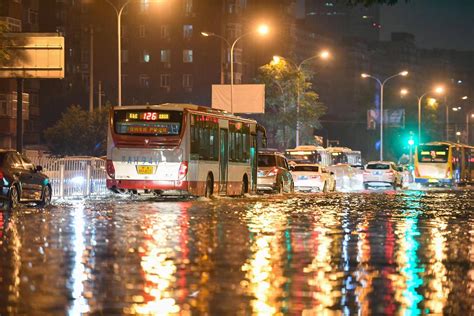 北京那一夜：721暴雨全记录 - 高清图集 - 图片 - 昆明信息港