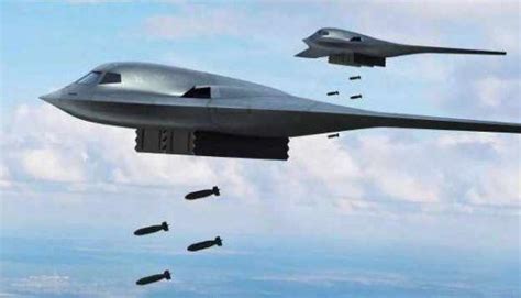 印媒：中国轰-20将首飞，航程12000公里，可飞越北极攻击美国本土|隐身轰炸机|北极|中国_新浪新闻