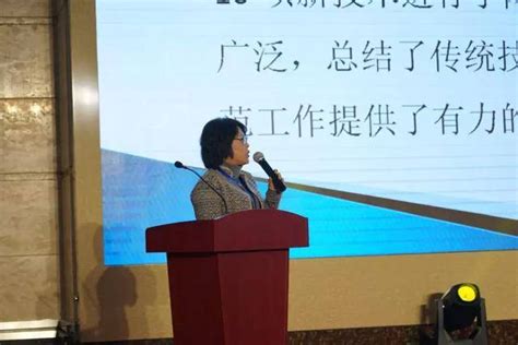 10月26日下午，我市举办2021年度 农村 创业致富带头人培训班，市领导刘锦涛出席开班仪式。