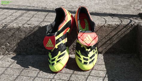 阿迪达斯推出皮版猎鹰19.1 - Adidas_阿迪达斯足球鞋 - SoccerBible中文站_足球鞋_PDS情报站