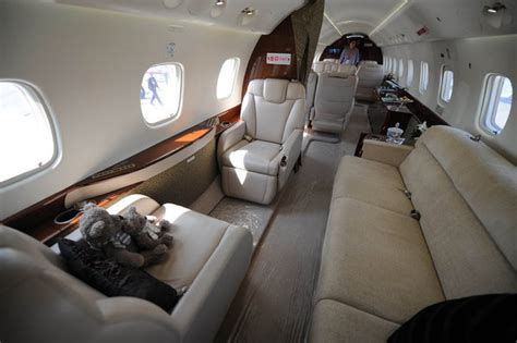 世界上最豪华高级公务机 庞巴迪环球6000_私人飞机网