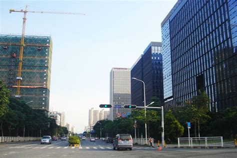 郑州10大最高的摩天大楼，郑州第一高楼近280米，郑东新区有5座|郑州|郑东新区|高度_新浪新闻