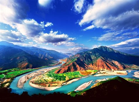云南省迪庆州虎跳峡 - 中国国家地理最美观景拍摄点