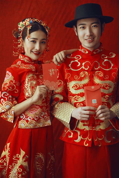 中式婚纱照_传统中式婚纱图片 - 随意云