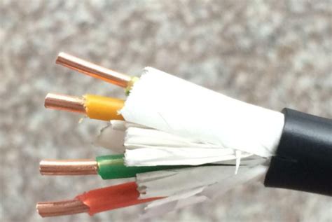 铝芯电力电缆线YJLV 3+1/4芯16 25 35 50 70 95平方三相四线电缆