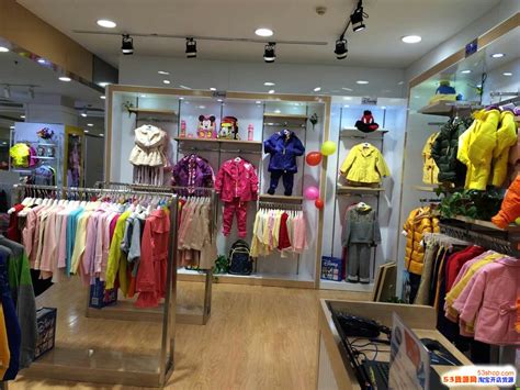 经营伊顿品牌童装店如何陈列商品更好吸引顾客注意_丽人服装网