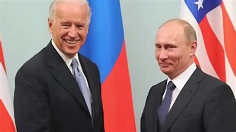 普京和拜登视频会晤前 俄总统新闻秘书用一个比喻谈俄美关系_凤凰网