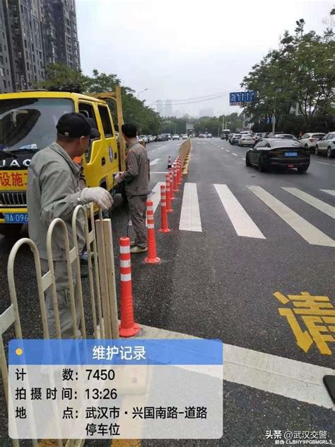 武汉武昌交警交通优化“出实招”，小区减速方便“过路人”|交警|武汉市_新浪新闻