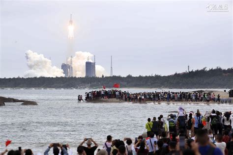 中国空间站建造首战胖五火箭送天和核心舱入轨 - 图说世界 - 龙腾网