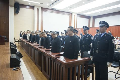 徐州对3起黑恶势力案件集中宣判，21人获刑！_荔枝网新闻