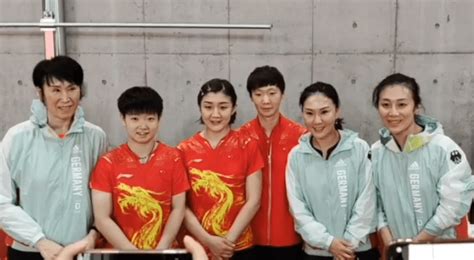 中国香港队获奥运会乒乓球女团铜牌__凤凰网