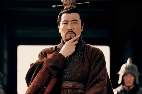 中国历史上“皇帝”一词的由来你知道吗? 谁又是第一位皇帝呢?