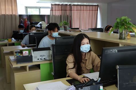 海南省昌江黎族自治县向3家就业见习基地发放见习补贴37.7万元-消费日报网