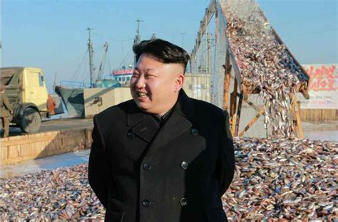 高清：金正恩视察朝鲜盐场--国际--人民网