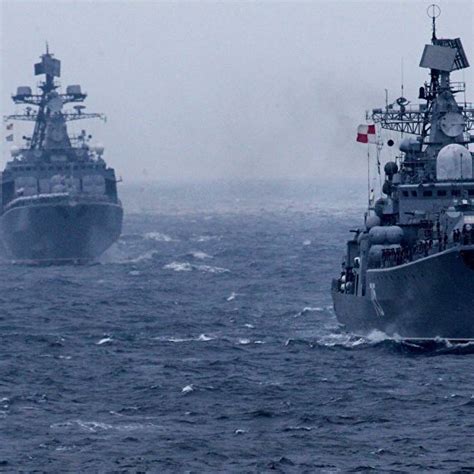 俄罗斯现代级驱逐舰再次出海，冒出浓浓黑烟犹如烧柴禾