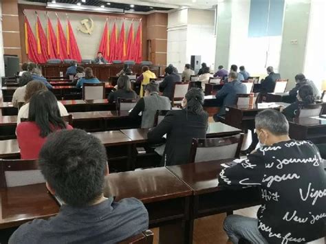 自治区总工会举办第三次中央新疆工作座谈会精神宣讲活动