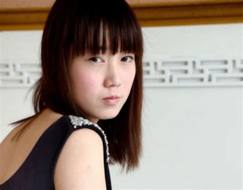 “最红女模”张筱雨：22岁时因拍写真火爆全网，如今将近40岁仍单身_艺术