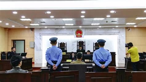 原广电总局综合业务司司长王然受贿罪一审被判三年_凤凰网