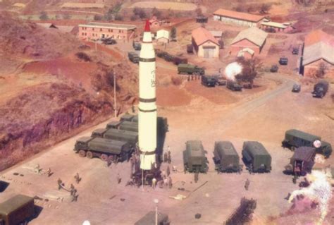 东风-41服役多年后，美军新一代洲际导弹首次试射，升空11秒爆炸__财经头条
