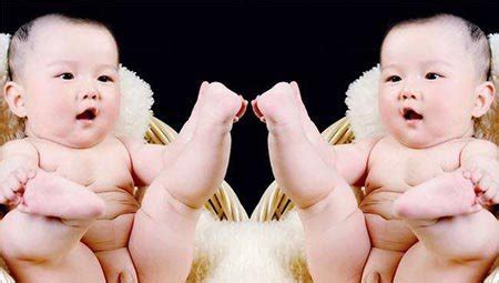 可爱双胞胎宝宝高清图片下载-找素材