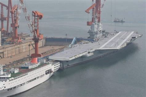 官宣！中国第二艘国产航母正在上海建造，总设计师80后_凤凰网视频_凤凰网