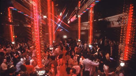 El trailer del documental de Studio 54, el club más famoso de Nueva ...