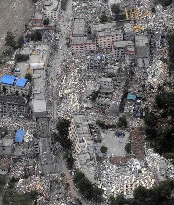 100张记录汶川地震的照片，看完已泪流满面