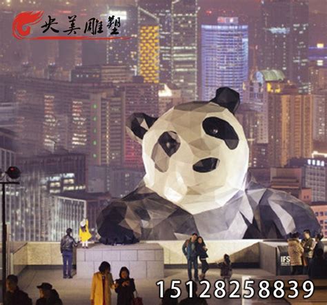 不锈钢几何熊猫雕塑-甘肃省兰州市商业街商场门头爬墙熊工程案例
