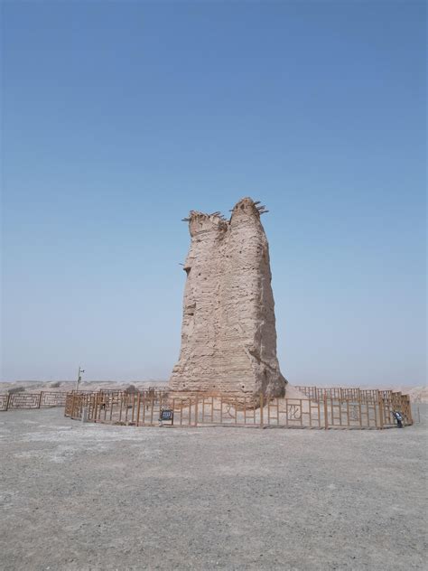 深藏沙漠的唐代烽燧，讲述戍边将士的“鲜活”历史_凤凰网视频_凤凰网