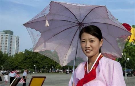 带你走进真实的朝鲜 朝鲜生活化美女的真实面貌_国际新闻_南方网