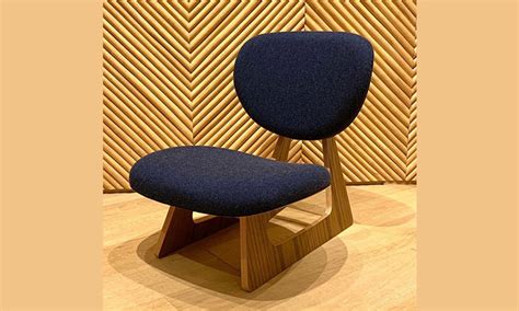 BEAMS与天童木工推出60周年限定版低脚椅