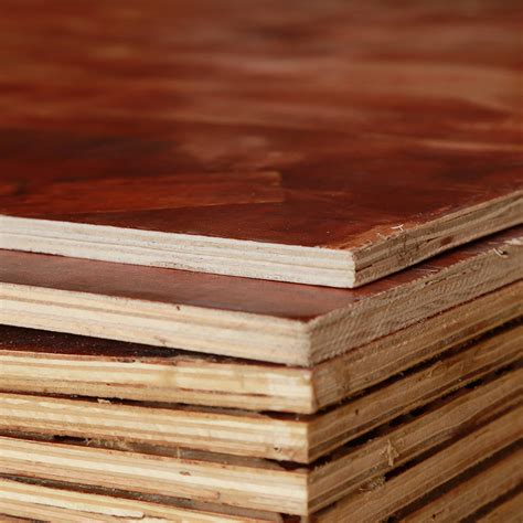 临沂厂家直供工地用建筑松木覆模板经久耐用的胶合板建筑模板-阿里巴巴