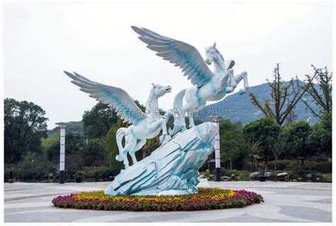 郑州玻璃钢雕塑厂，河南玻璃钢雕塑厂家，郑州玻璃钢雕塑定制 ...