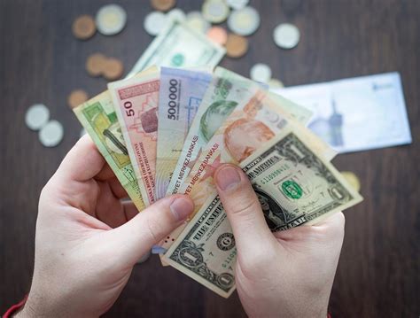 白俄罗斯10000钱币折合人民币是多少-百度经验