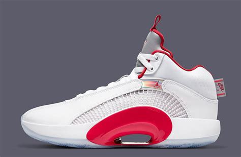 2021全新Air Jordan 35 “Fire Red”篮球鞋3月发售