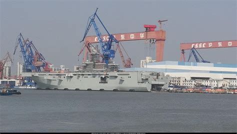 终于来了！中国075型两栖攻击舰首次海试_凤凰网视频_凤凰网