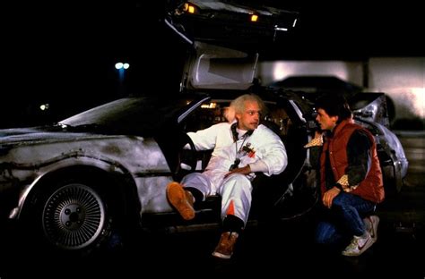 1985年的经典科幻电影，百分之九十九的朋友都没看过可惜了|回到未来影评|回到未来评分