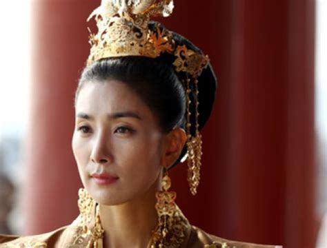 《奇皇后》反派人物被美化到底惹争议_日韩剧_电视-超级明星