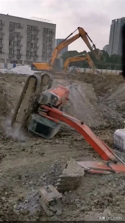 挖掘机操作入门篇：挖机各个部件的作用 - 知乎