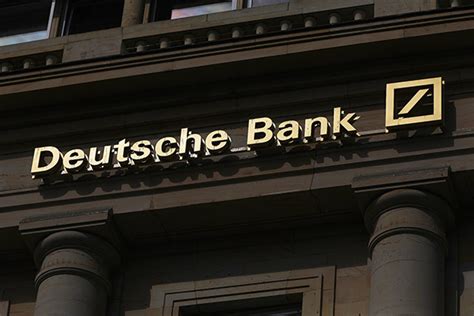 海航集团继续减持德意志银行股份至6.3%，仍是第一大股东|压力测试|德意志银行|海航集团_新浪新闻