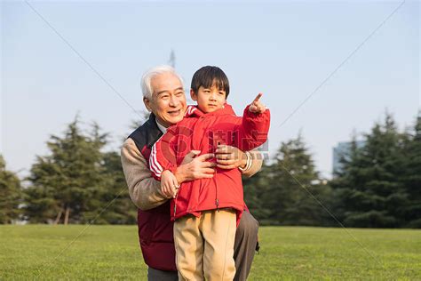 祖孙情爷爷抱着孙子摄影图6240*4160图片素材免费下载-编号935193-潮点视频