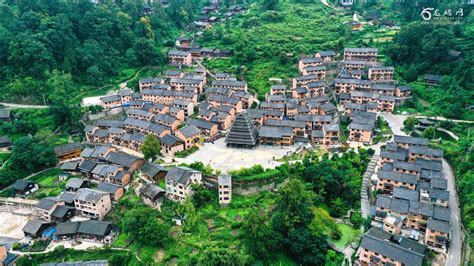 中国黔东南北线唯一侗族古村落依山而建至今已三百年 - 图说世界 - 龙腾网