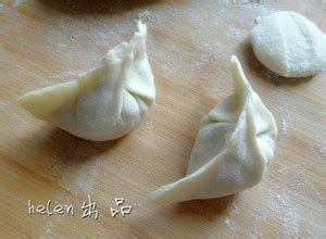 挤饺子的做法的做法_菜谱_香哈网