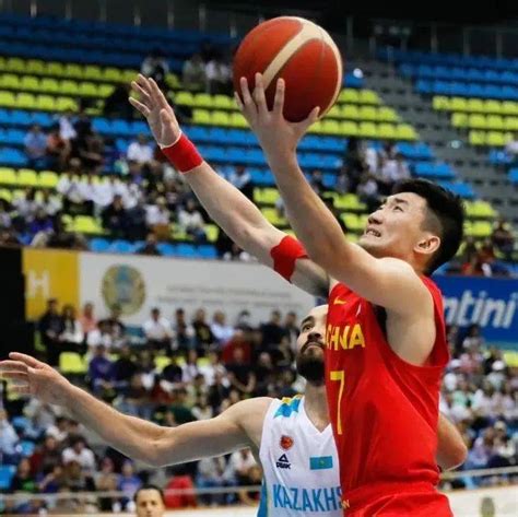 成色如何？中国男篮重启世预赛征程，25日晚首战哈萨克斯坦_比赛_杜锋_哈萨克斯坦队